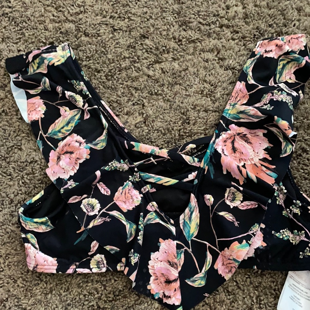 Girls O’Neill Bikini Top size 10